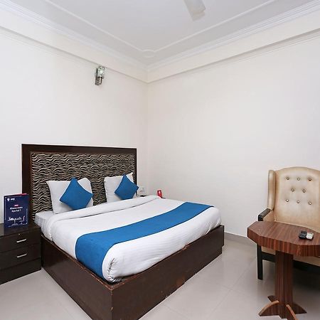 Oyo 10425 Queens Pearl Inn เดห์ราดุน ภายนอก รูปภาพ