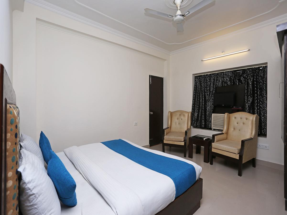 Oyo 10425 Queens Pearl Inn เดห์ราดุน ภายนอก รูปภาพ