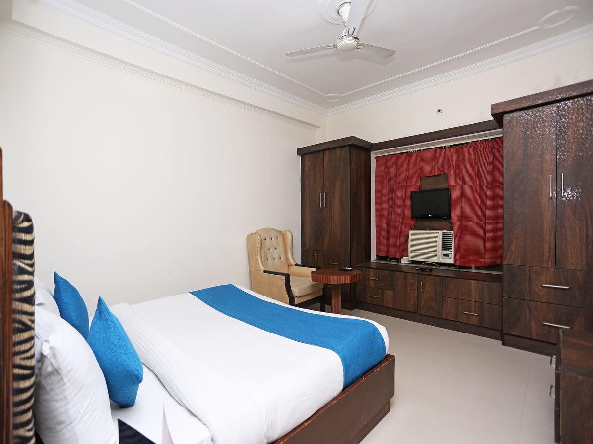 Oyo 10425 Queens Pearl Inn เดห์ราดุน ภายนอก รูปภาพ