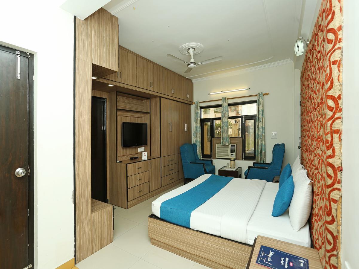 Oyo 10425 Queens Pearl Inn เดห์ราดุน ภายนอก รูปภาพ